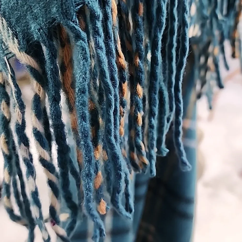 Plaid Steve Madden Green & Cream Fringed Scarf
